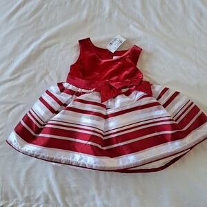 Children's Place 6-9 months dress NWT